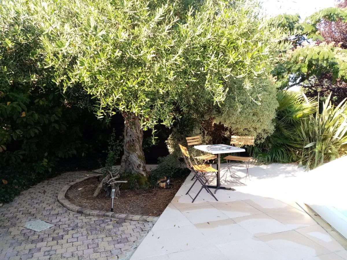 L'eden Naturiste Spas Couette-café