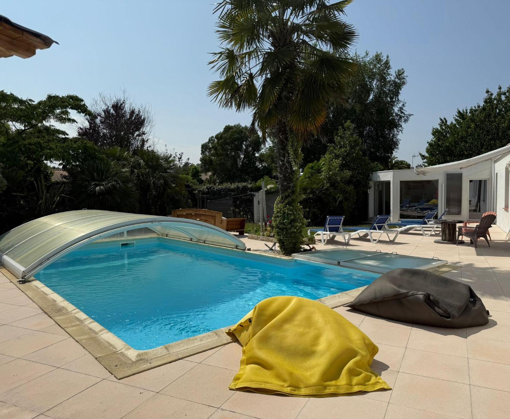 L'eden Naturiste Bed & Breakfast Challans